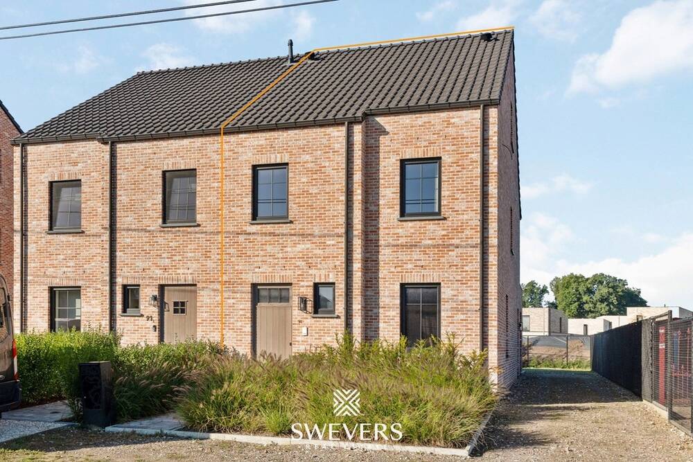 Huis te  huur in Heusden-Zolder 3550 1700.00€ 2 slaapkamers 205.00m² - Zoekertje 596270