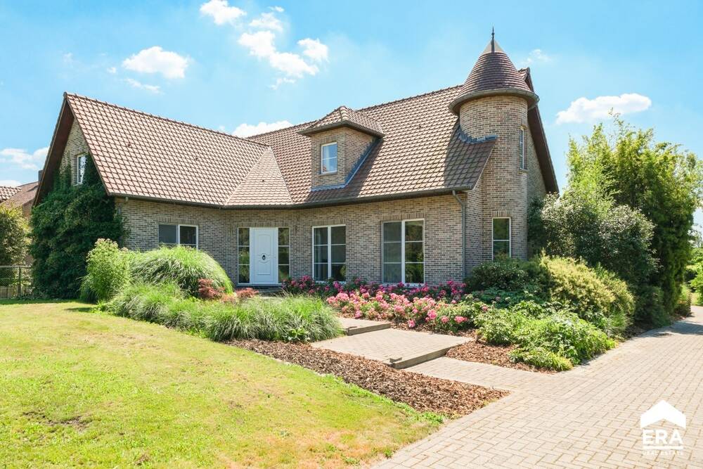 Huis te koop in Lommel 3920 599000.00€ 4 slaapkamers 241.70m² - Zoekertje 596766