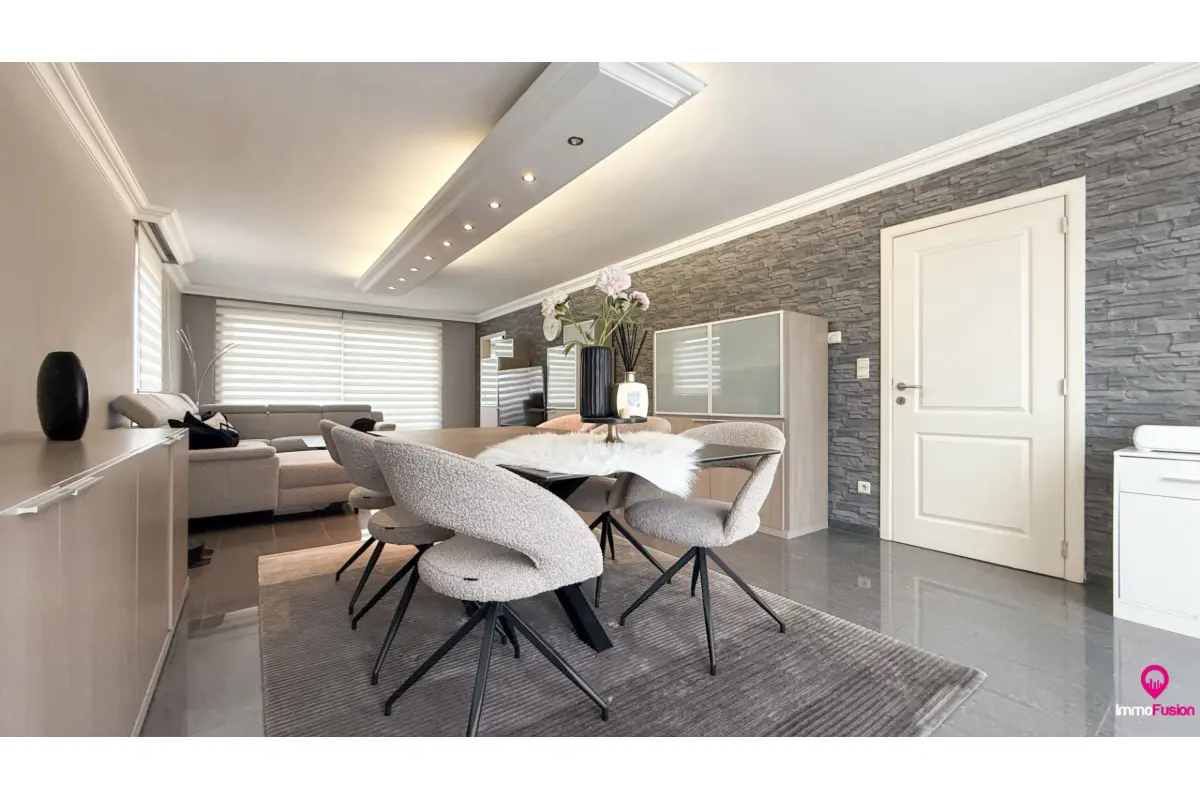 Huis te  koop in Houthalen-Helchteren 3530 389000.00€ 3 slaapkamers 202.00m² - Zoekertje 597864