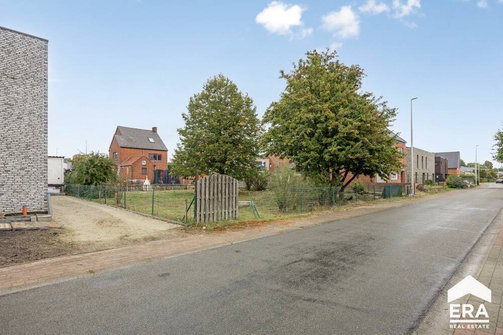 Grond te koop in Lommel 3920 125000.00€ slaapkamers m² - Zoekertje 597930