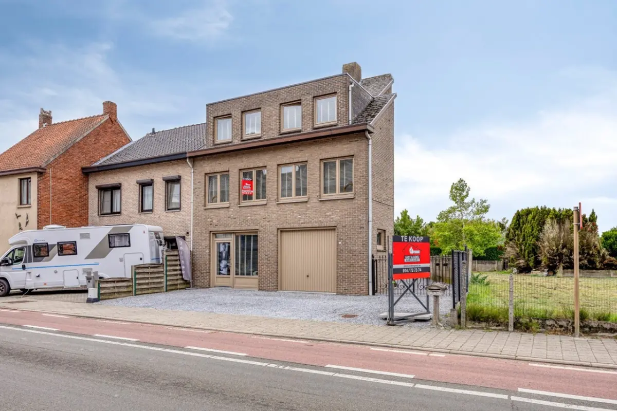 Huis te  koop in Overpelt 3900 329000.00€ 3 slaapkamers 213.00m² - Zoekertje 600670