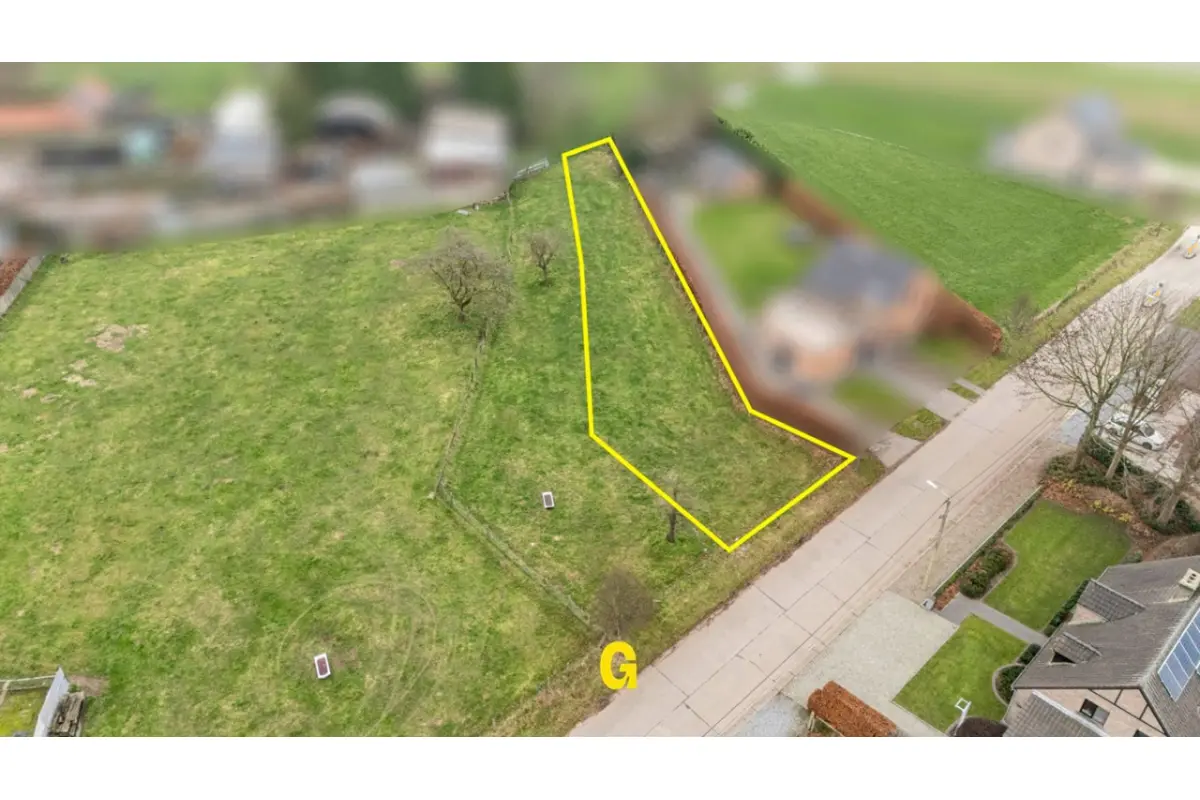 Grond te  koop in Bilzen 3740 139000.00€  slaapkamers m² - Zoekertje 600830