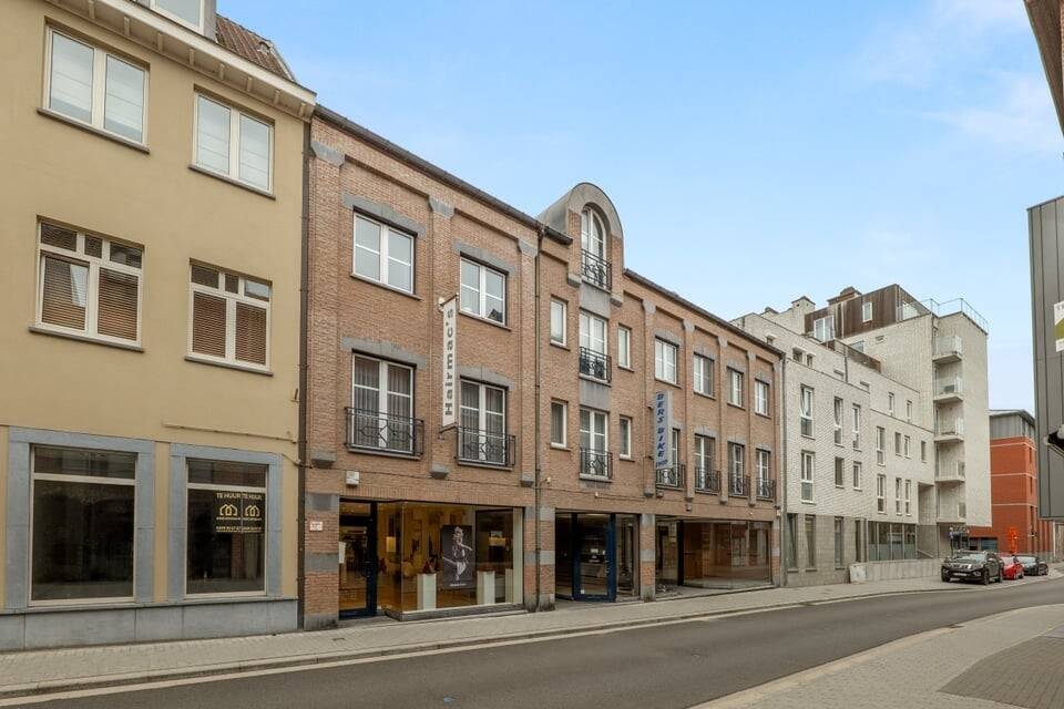 Handelszaak te huur in Sint-Truiden 3800 1500.00€ slaapkamers 170.00m² - Zoekertje 600259