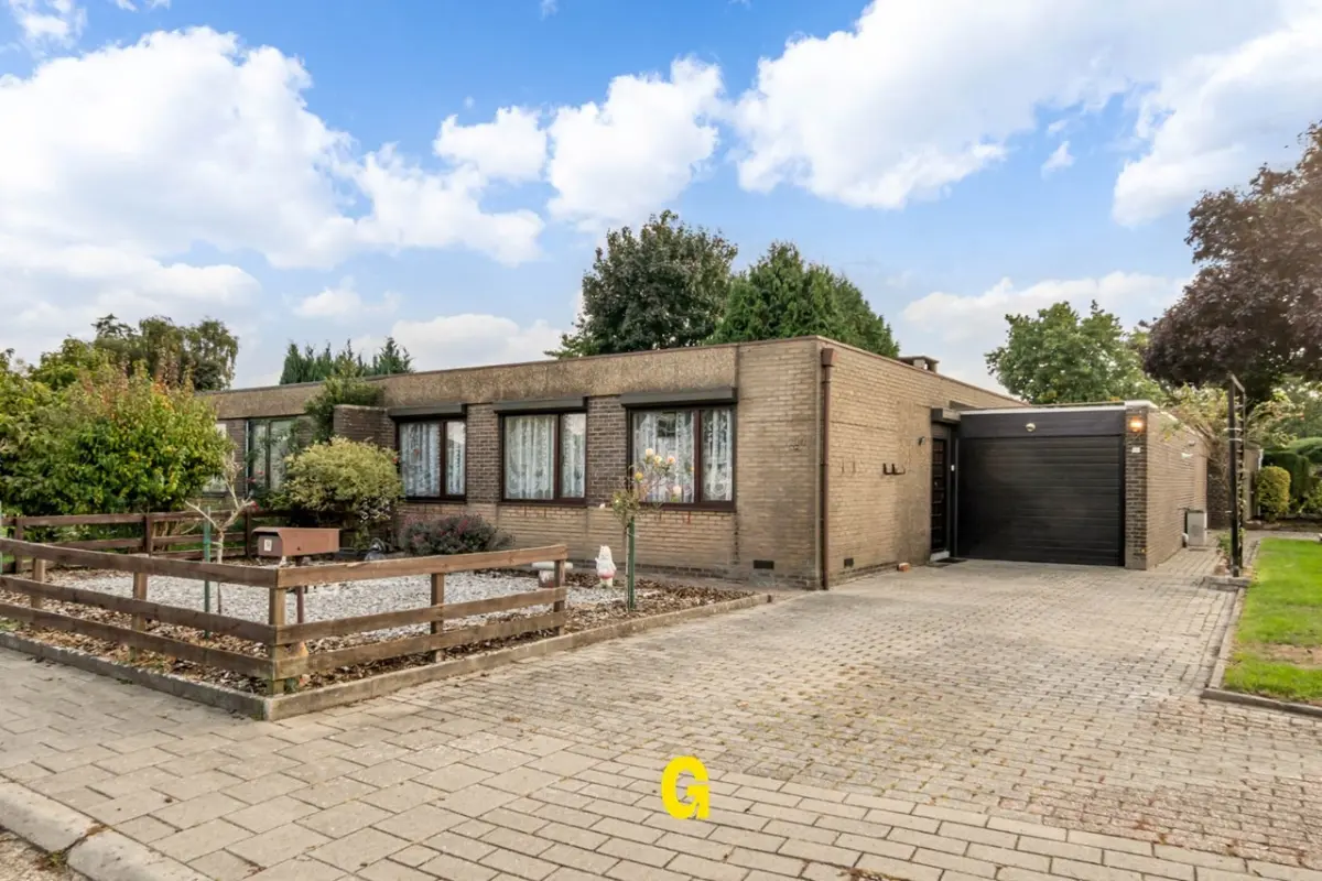 Huis te  koop in Neerpelt 3910 199000.00€ 3 slaapkamers 181.00m² - Zoekertje 600831