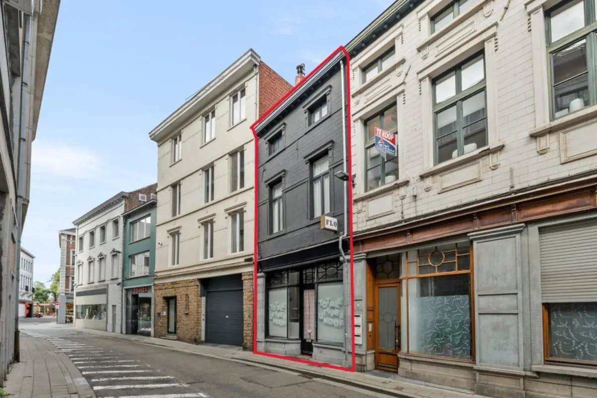 Handelszaak te  koop in Sint-Truiden 3800 229000.00€ 2 slaapkamers 141.00m² - Zoekertje 600257
