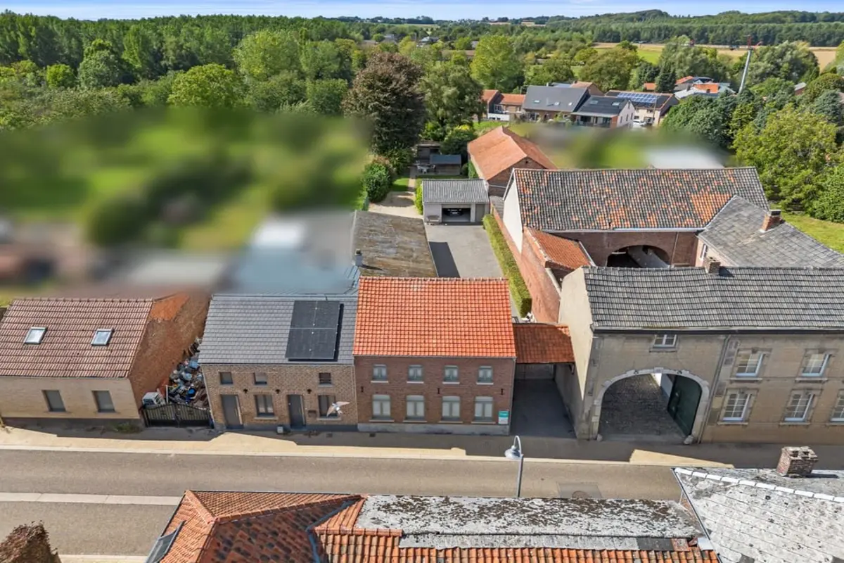 Huis te  koop in Berg 3700 299000.00€ 3 slaapkamers 166.00m² - Zoekertje 600256