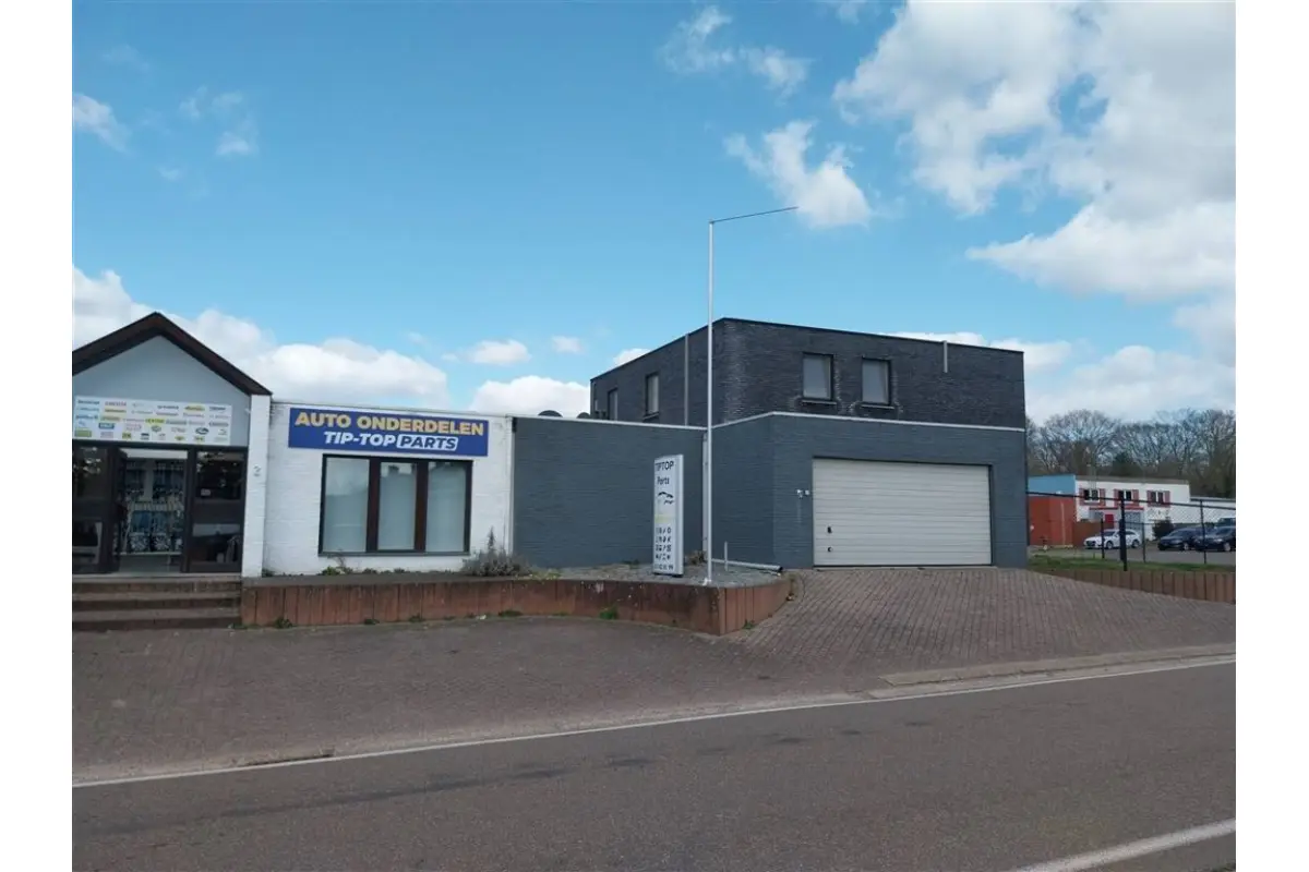 Handelszaak te  huur in Heusden 3550 1250.00€  slaapkamers 319.00m² - Zoekertje 602812