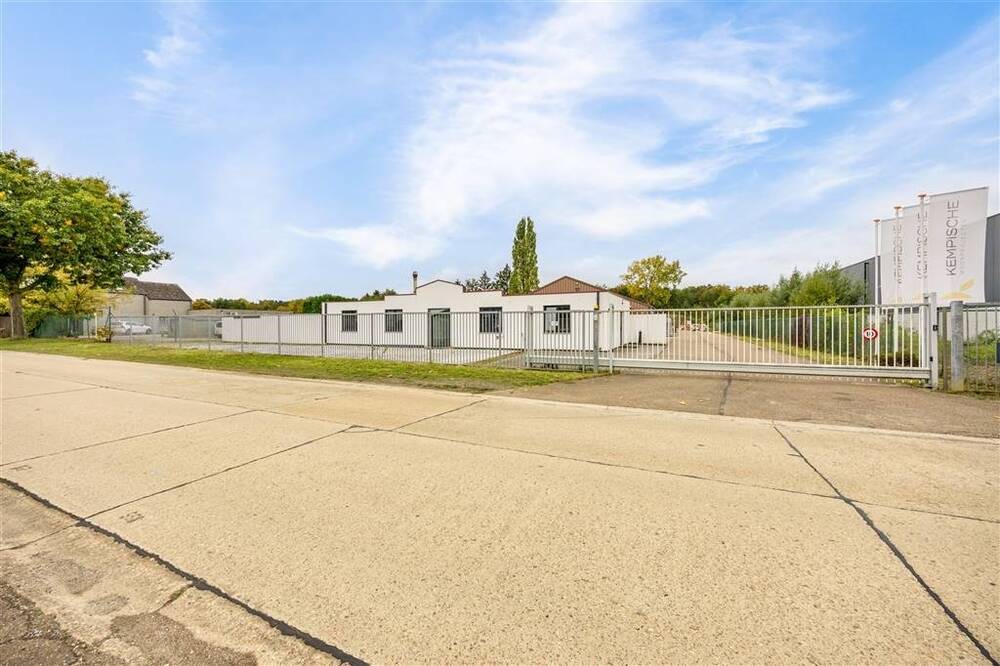 Handelszaak te koop in Lummen 3560 875000.00€ slaapkamers m² - Zoekertje 603874