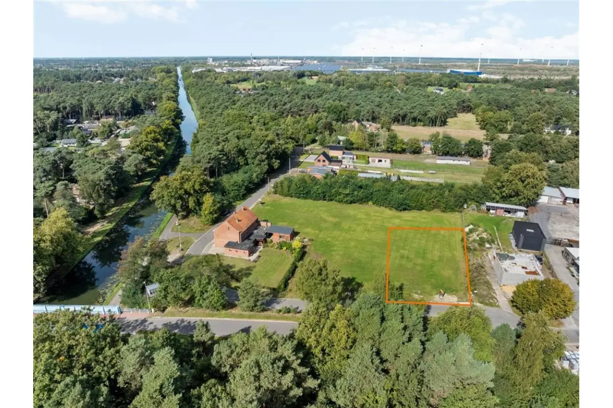 Grond te  koop in Lommel 3920 209000.00€  slaapkamers m² - Zoekertje 603395