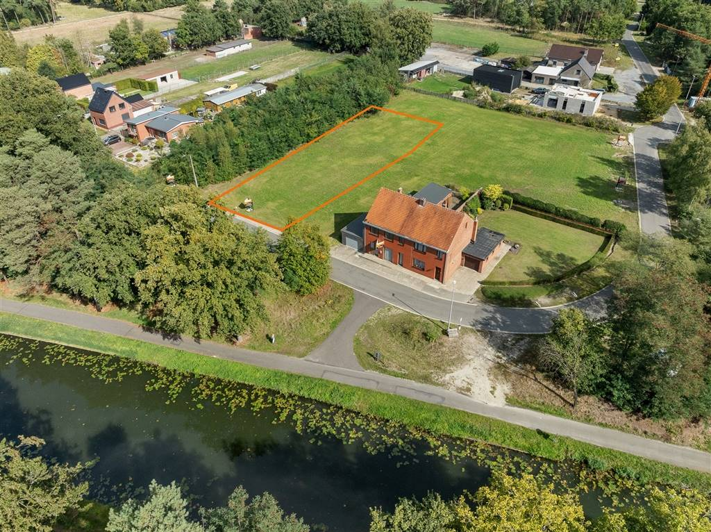 Grond te koop in Lommel 3920 219000.00€ slaapkamers m² - Zoekertje 603393