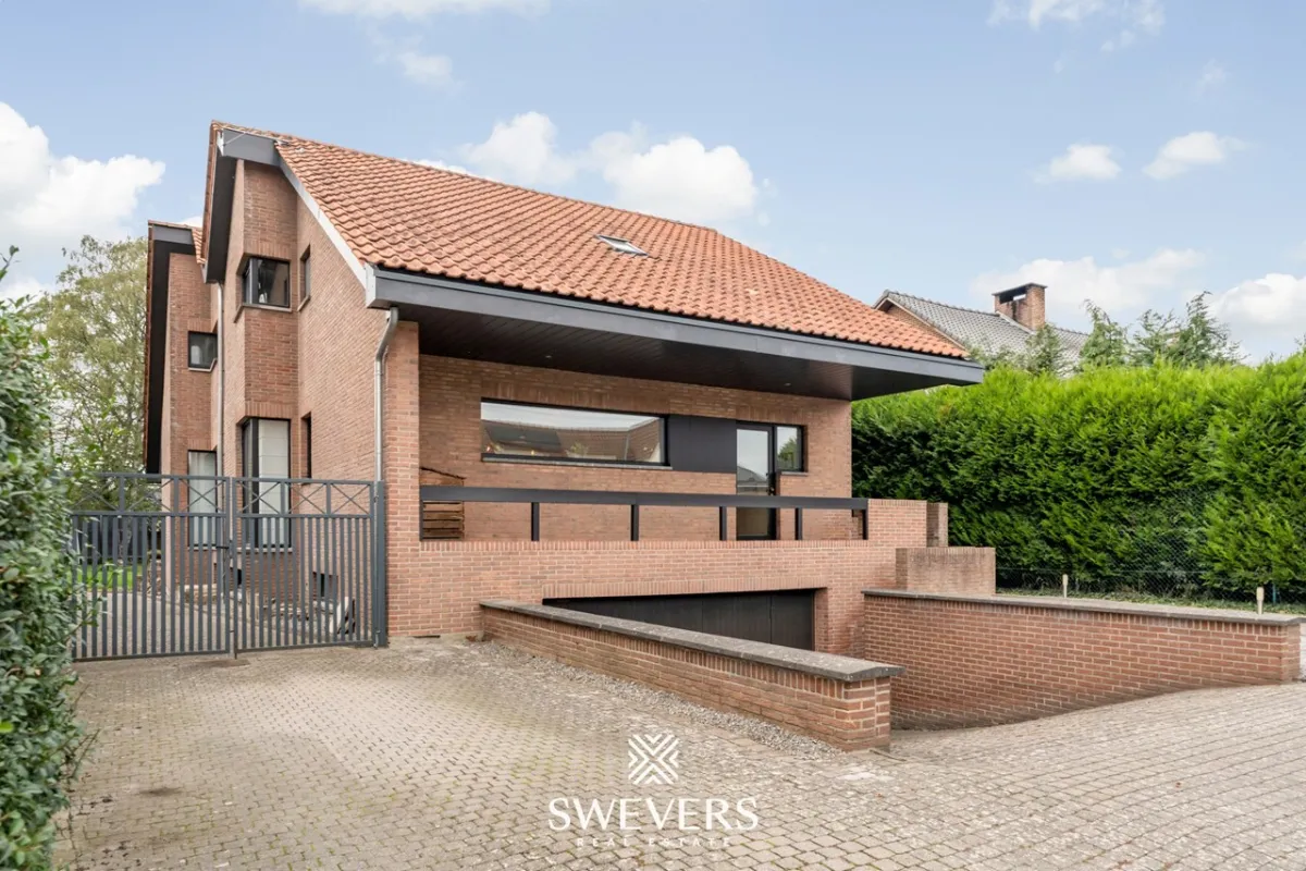 Huis te  koop in Leopoldsburg 3970 449000.00€ 3 slaapkamers 324.00m² - Zoekertje 604620