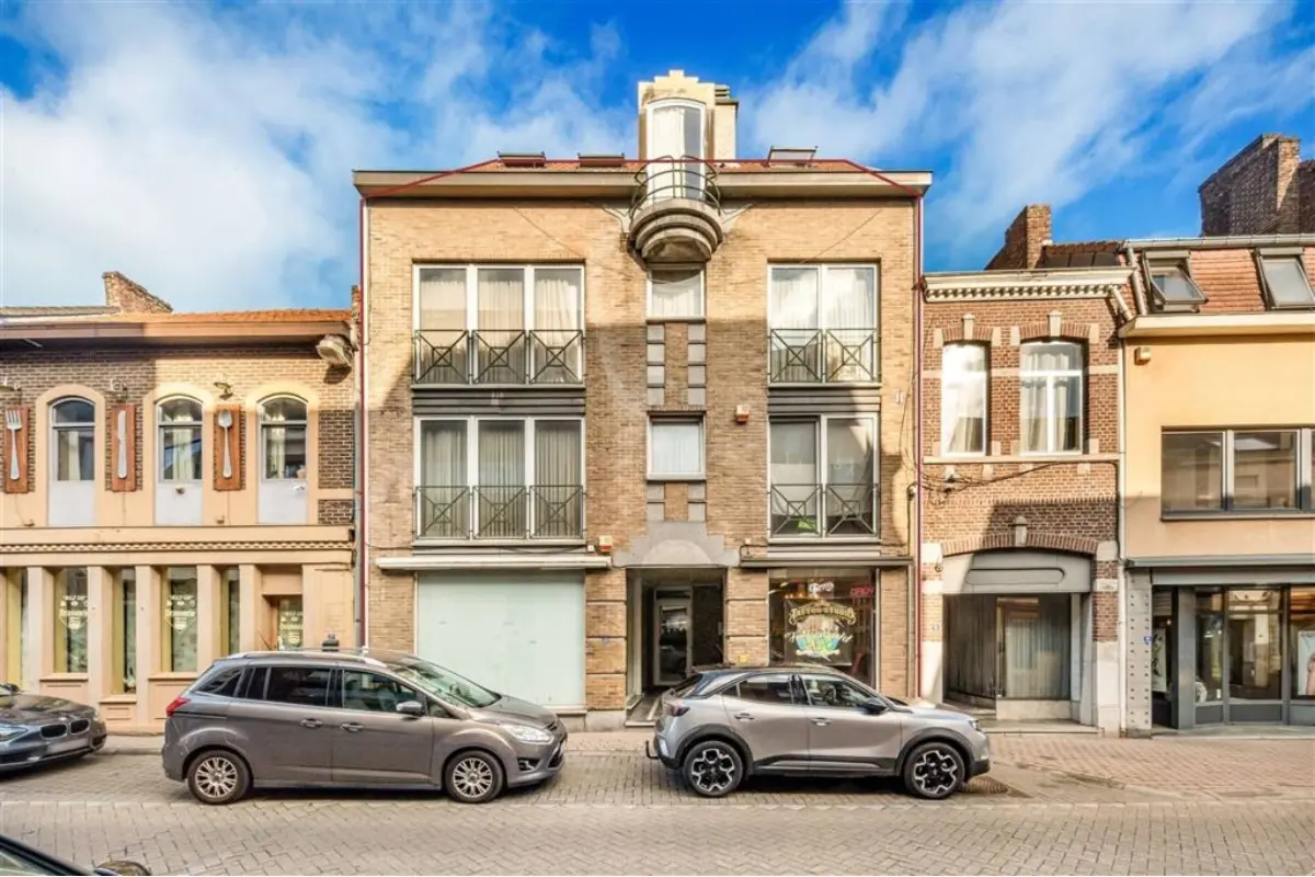 Appartementsgebouw te  koop in Beverst 3740 790000.00€ 8 slaapkamers 605.00m² - Zoekertje 604372