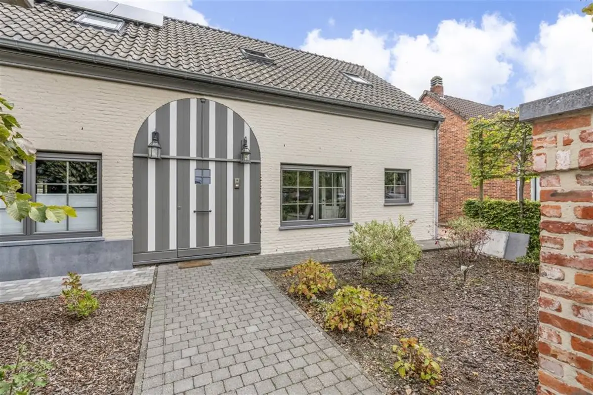 Huis te koop in Lommel 3920 349000.00€ 2 slaapkamers 144.00m² - Zoekertje 606991