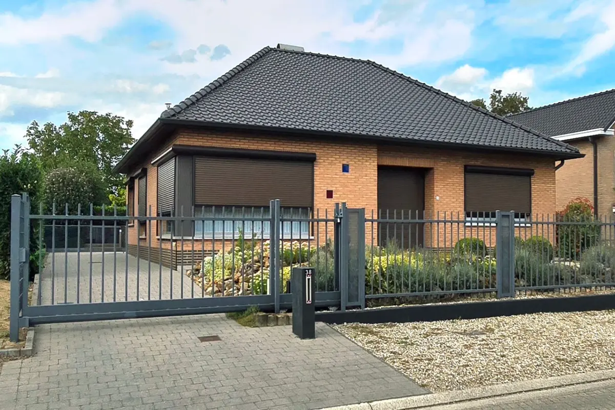 Huis te  koop in Herk-de-Stad 3540 395000.00€  slaapkamers m² - Zoekertje 607483