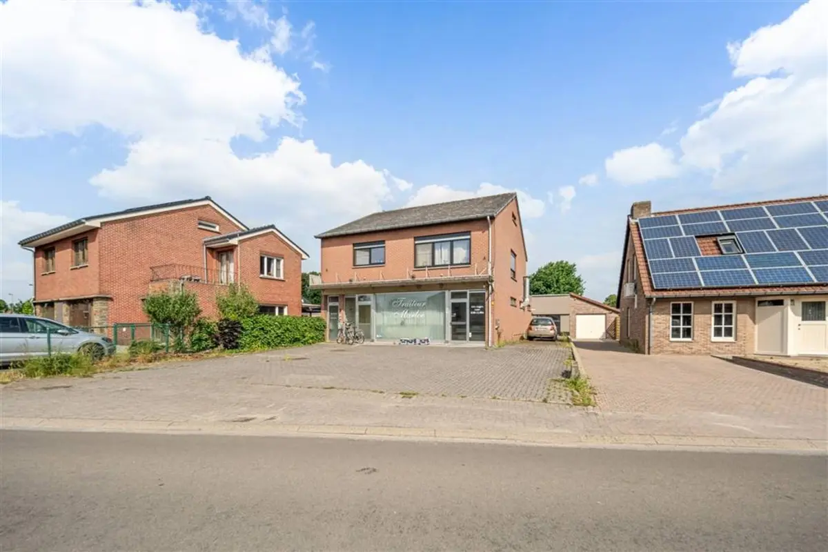 Handelszaak te  koop in Lommel 3920 319000.00€ 2 slaapkamers 120.00m² - Zoekertje 607587
