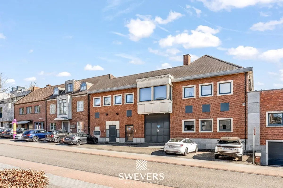 Handelszaak te  koop in Lummen 3560 900000.00€  slaapkamers 928.00m² - Zoekertje 608410