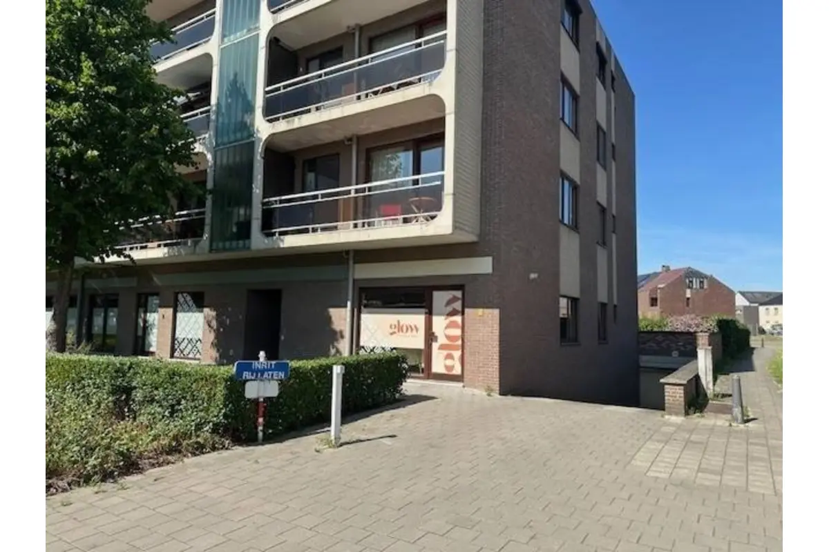 Parking & garage te  koop in Hasselt 3500 20000.00€  slaapkamers m² - Zoekertje 609631