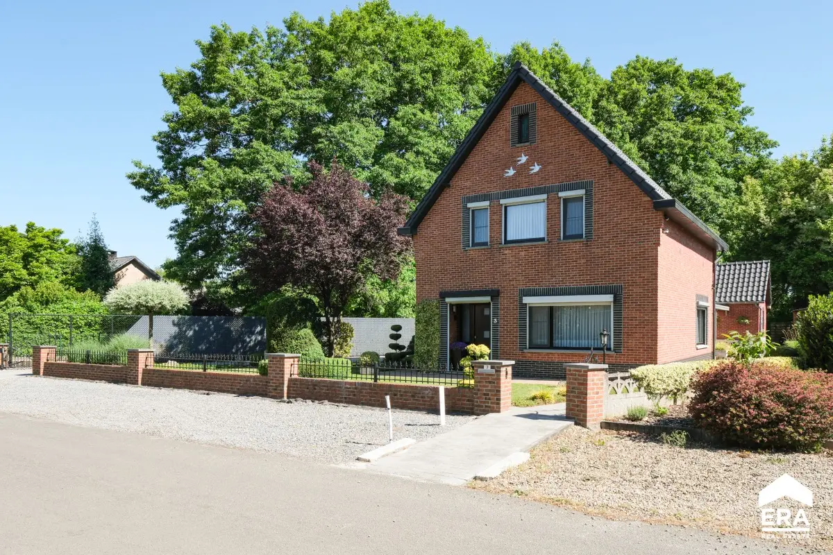 Huis te koop in Hechtel 3940 335000.00€ 3 slaapkamers 197.00m² - Zoekertje 611816