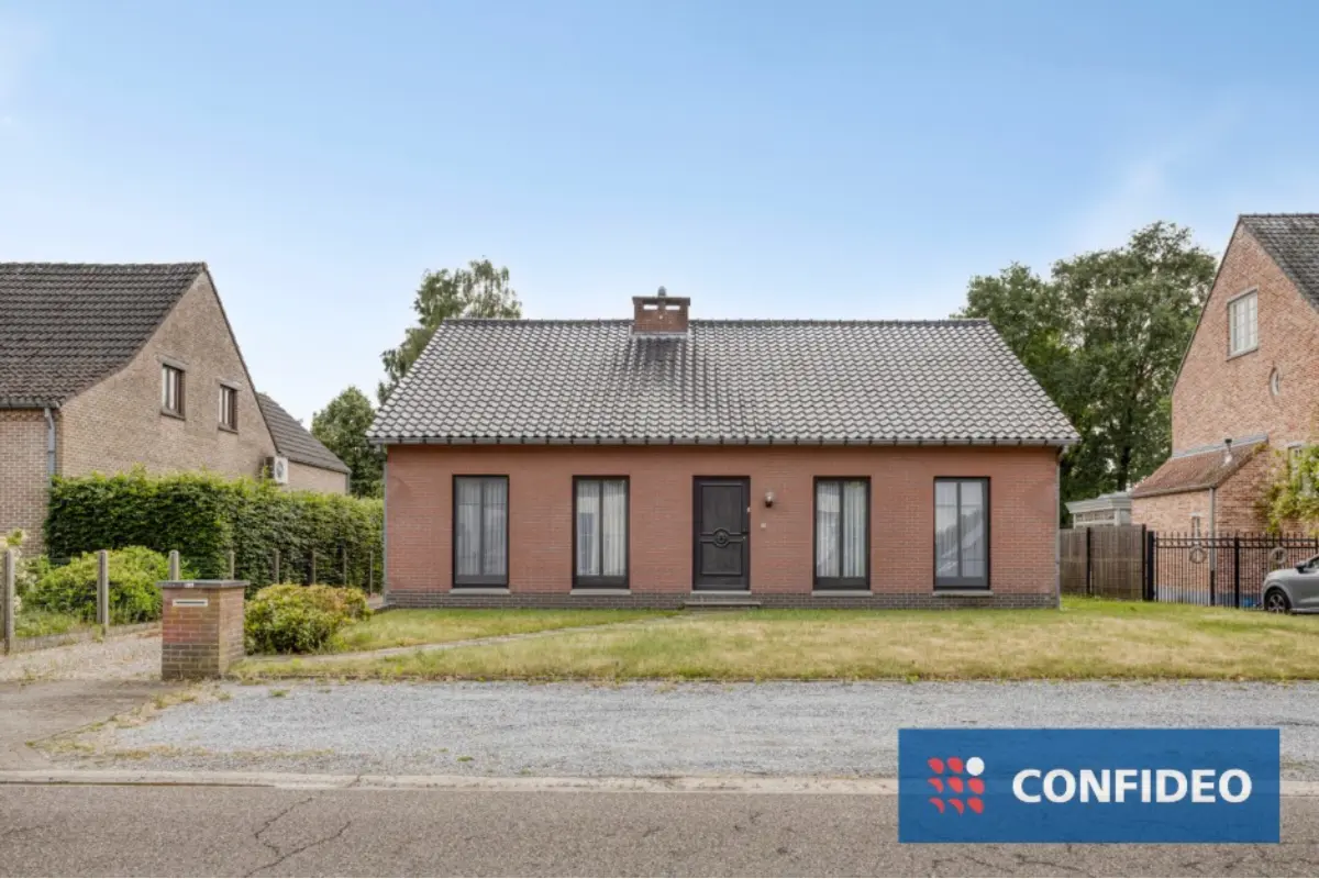 Huis te  koop in Zonhoven 3520 350000.00€ 3 slaapkamers 110.00m² - Zoekertje 611096