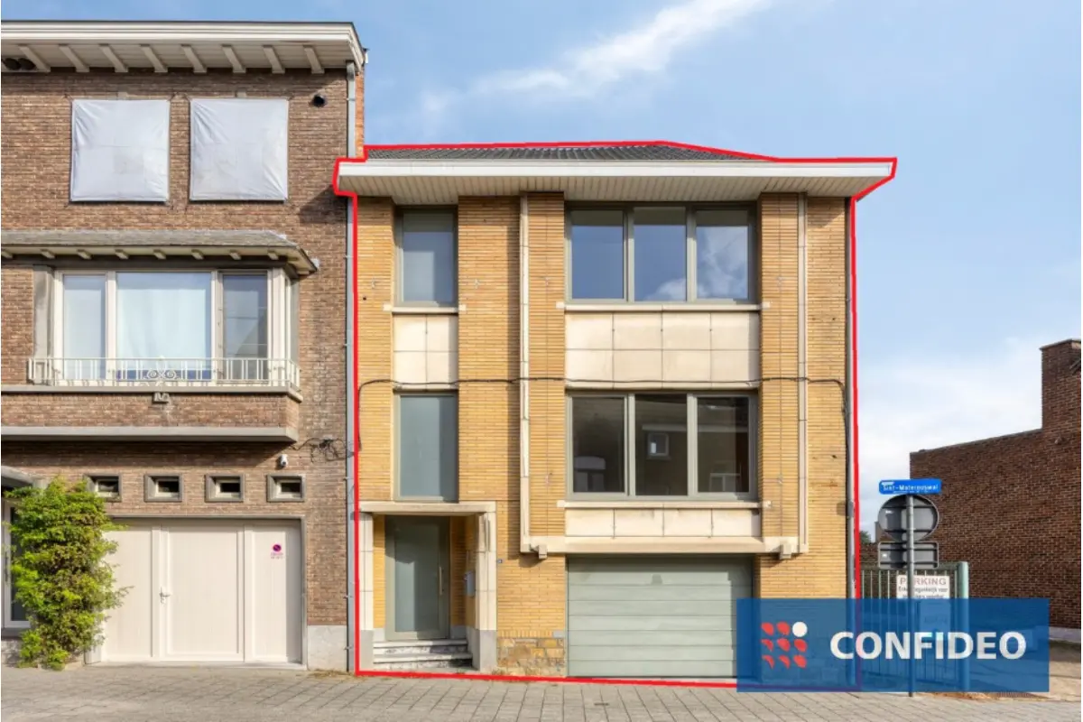 Huis te  koop in Tongeren 3700 275000.00€ 2 slaapkamers 224.00m² - Zoekertje 611120