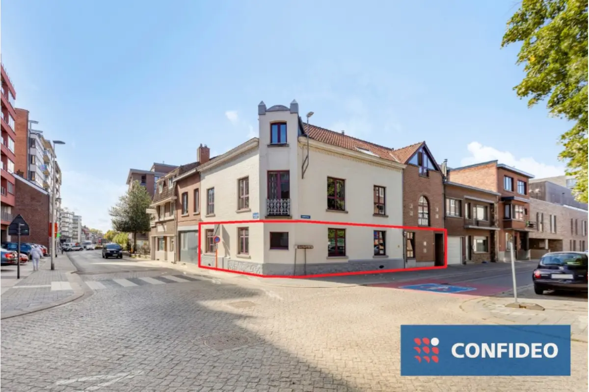 Appartement te  koop in Tongeren 3700 225000.00€ 2 slaapkamers 106.00m² - Zoekertje 611076
