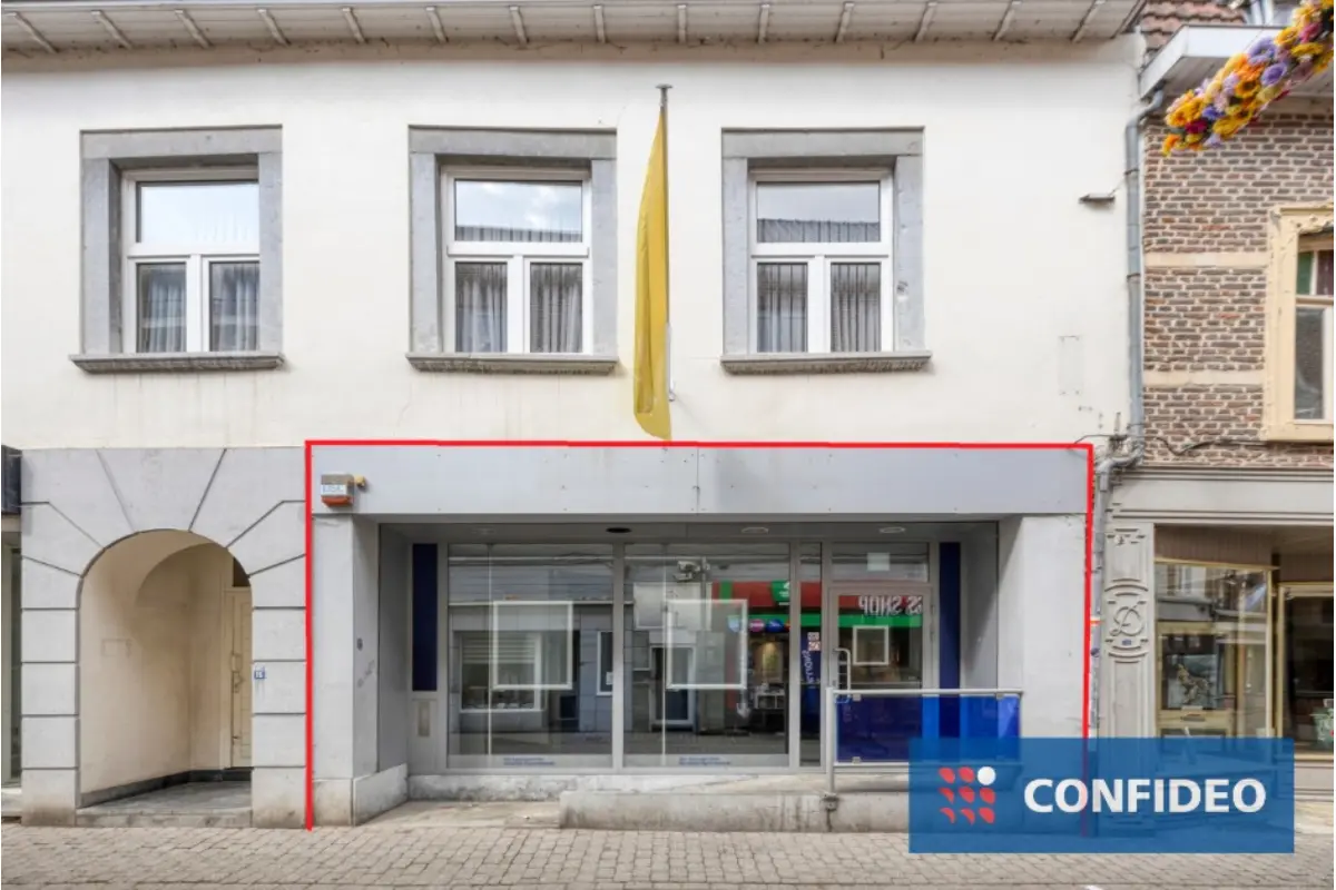 Handelszaak te  huur in Tongeren 3700 1700.00€  slaapkamers m² - Zoekertje 611088