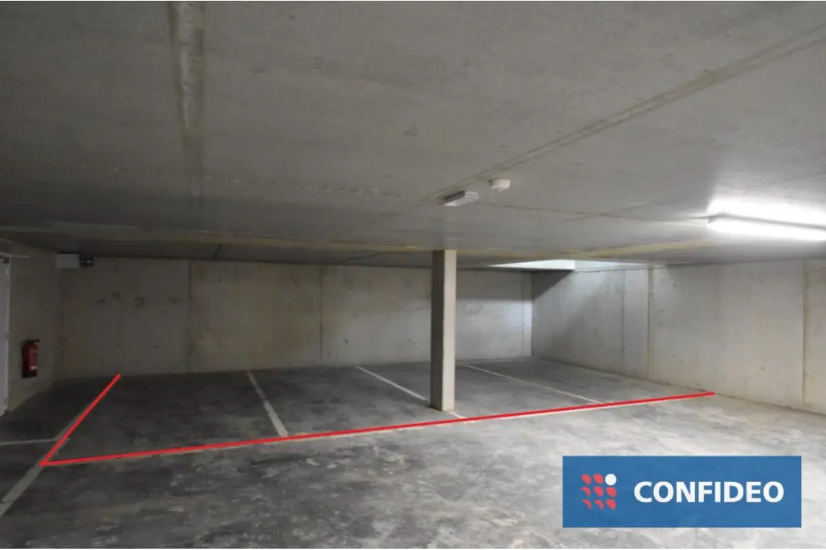 Parking & garage te  koop in Tongeren 3700 16000.00€  slaapkamers m² - Zoekertje 611115