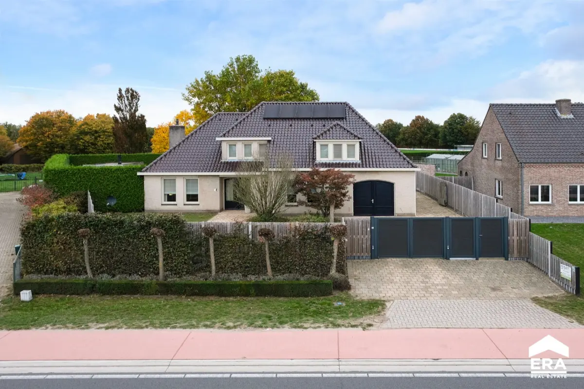 Villa te  koop in Achel 3930 689000.00€ 4 slaapkamers 363.00m² - Zoekertje 612442