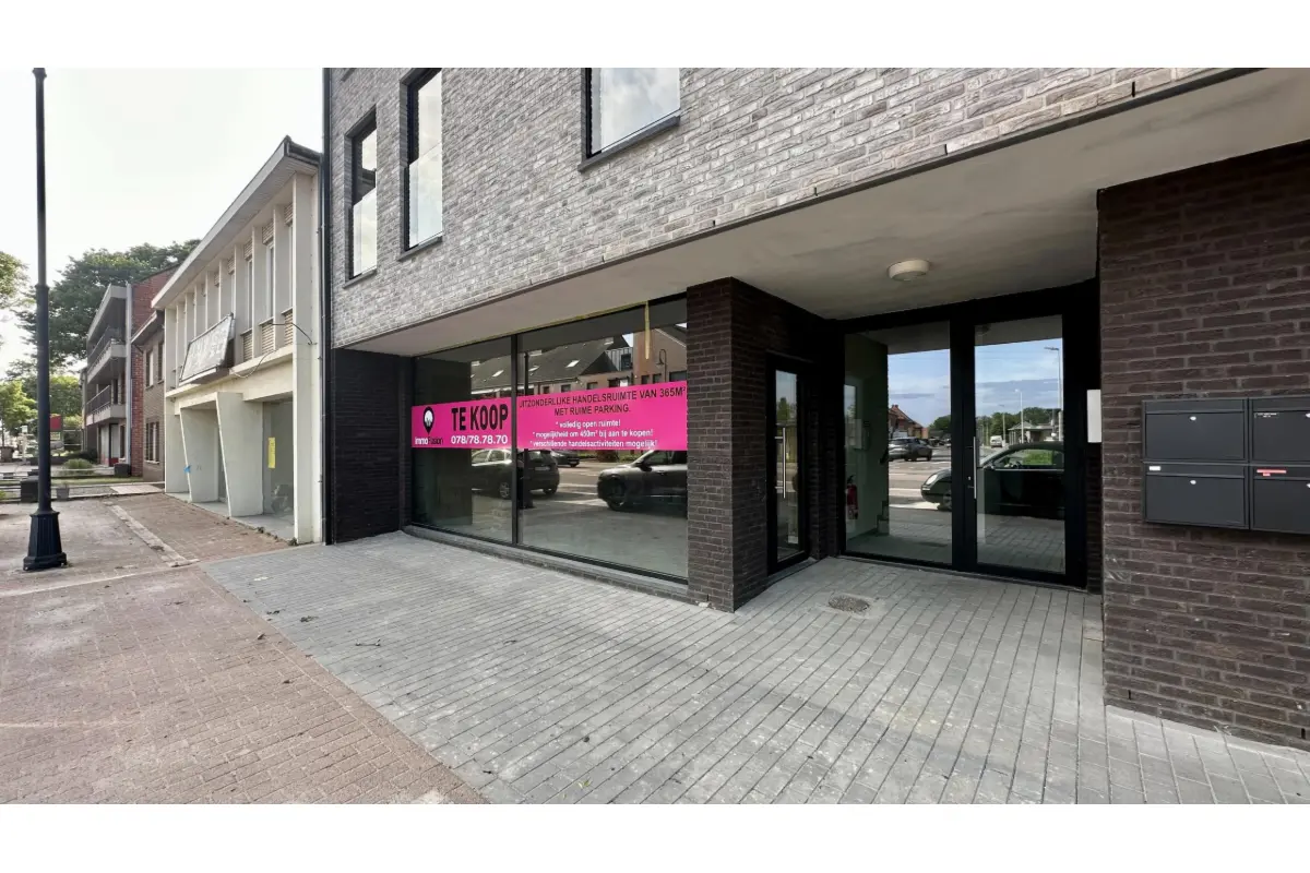 Handelszaak te  koop in Heusden-Zolder 3550 395000.00€  slaapkamers 366.00m² - Zoekertje 612611