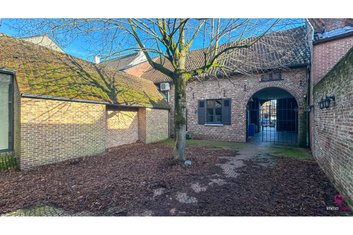 Handelszaak te  koop in Peer 3990 579000.00€  slaapkamers 1.00m² - Zoekertje 612592