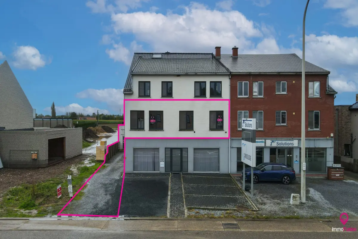 Appartement te  koop in Herk-de-Stad 3540 385000.00€ 3 slaapkamers 490.00m² - Zoekertje 612585