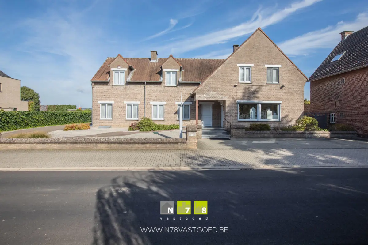 Huis te  koop in Maasmechelen 3630 449000.00€ 4 slaapkamers 285.00m² - Zoekertje 612414