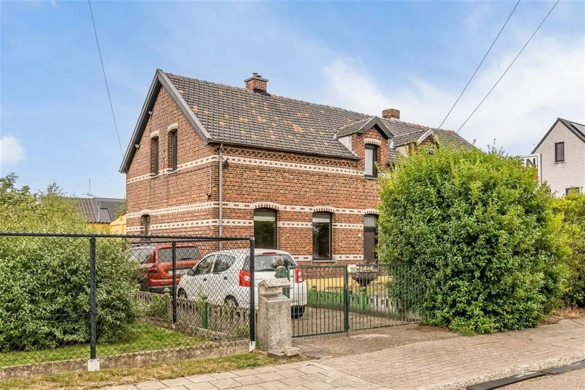 Huis te  koop in Overpelt 3900 239000.00€ 3 slaapkamers 142.00m² - Zoekertje 612948