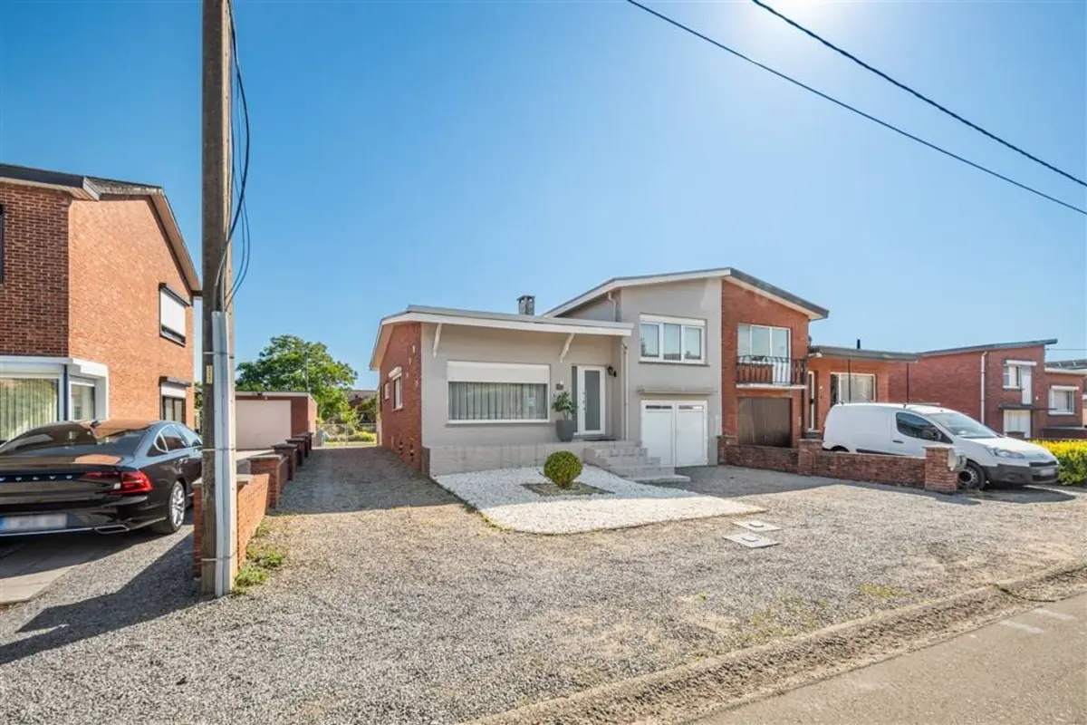 Huis te  koop in Koersel 3582 315000.00€ 3 slaapkamers 144.00m² - Zoekertje 613162