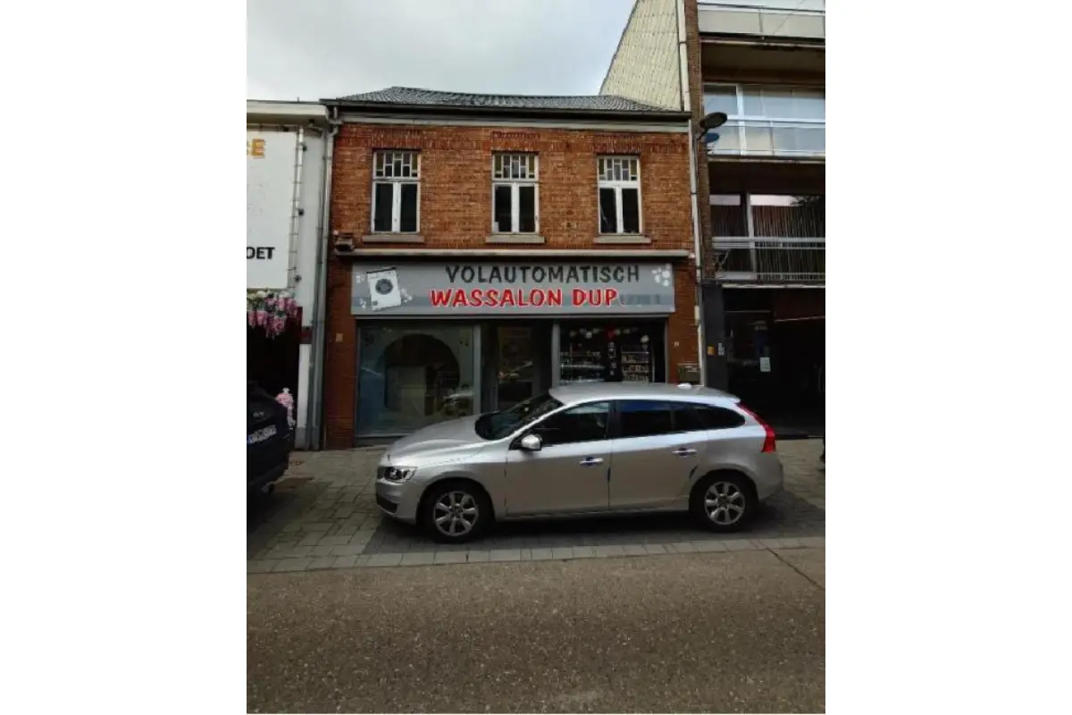 Mixgebouw te  koop in Tessenderlo 3980 290000.00€  slaapkamers m² - Zoekertje 613805