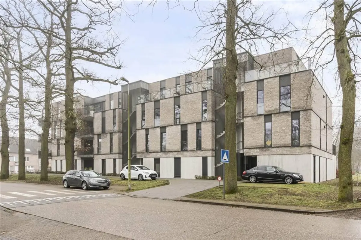 Appartement te  koop in Leopoldsburg 3970 330000.00€ 2 slaapkamers m² - Zoekertje 614489