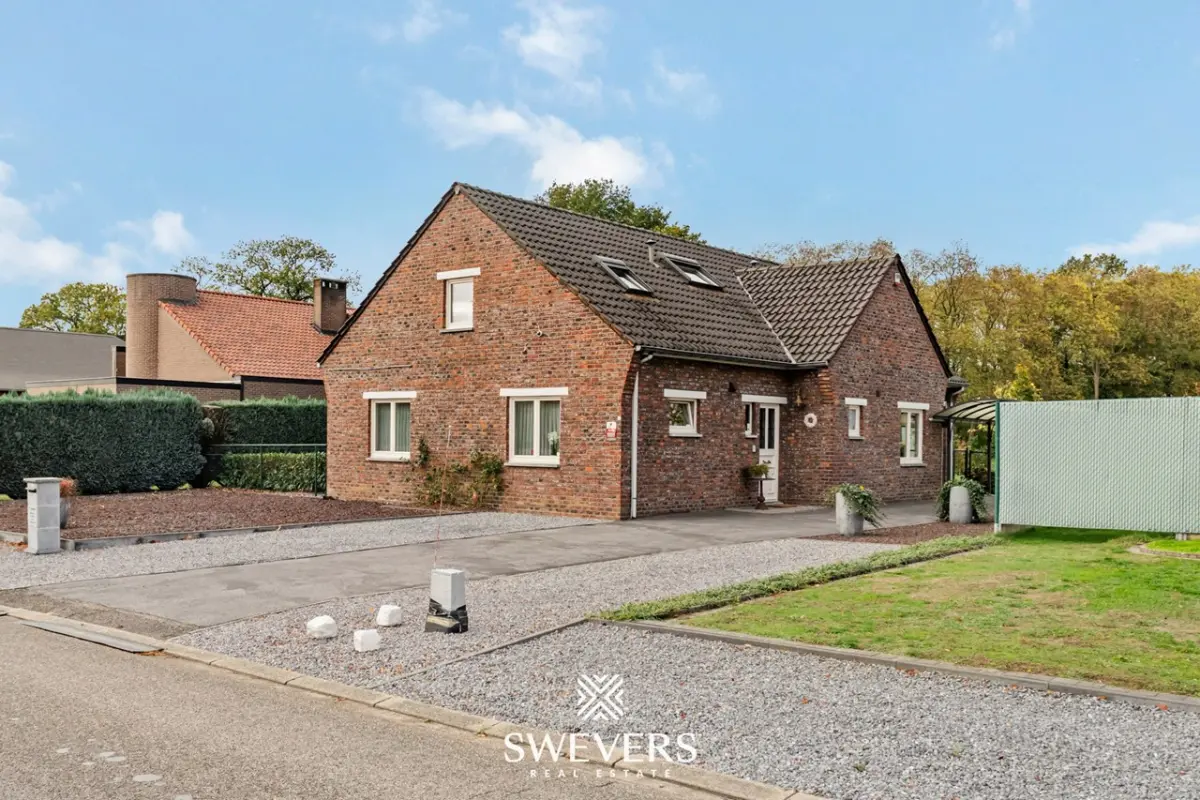 Huis te  koop in Diepenbeek 3590 419000.00€ 4 slaapkamers 232.00m² - Zoekertje 616264