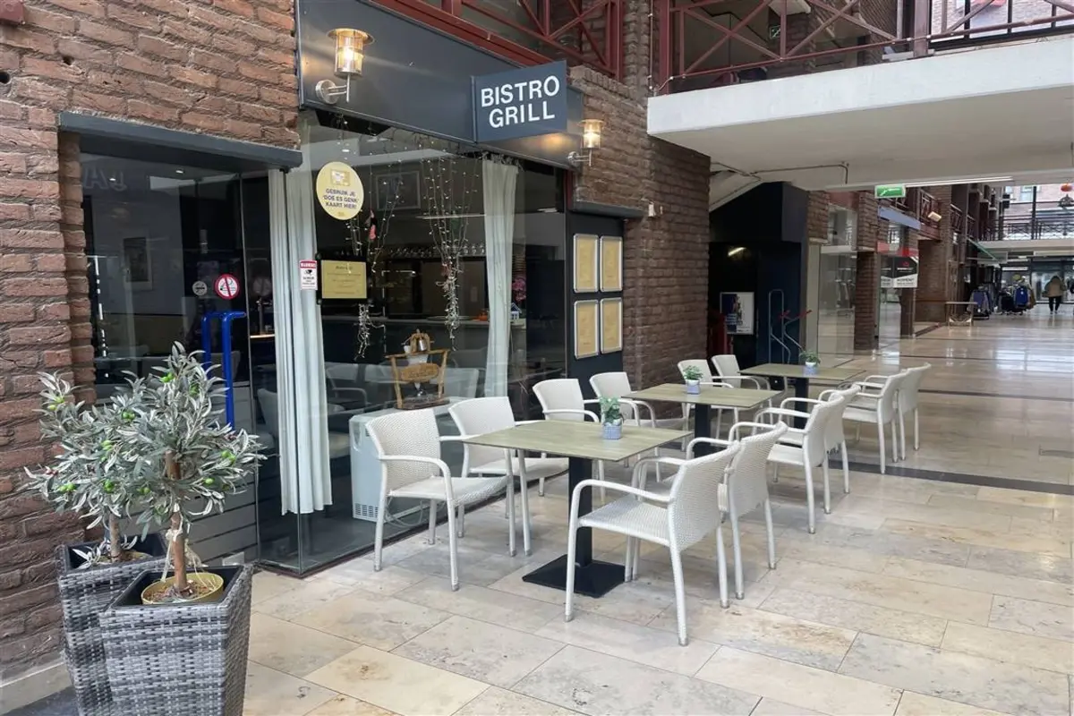 Handelszaak te  huur in Genk 3600 1250.00€  slaapkamers 100.00m² - Zoekertje 616187