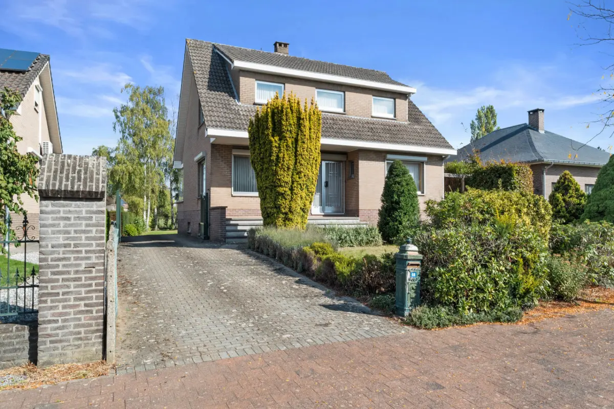 Huis te koop in Rekem 3621 379000.00€ 3 slaapkamers 169.00m² - Zoekertje 617113