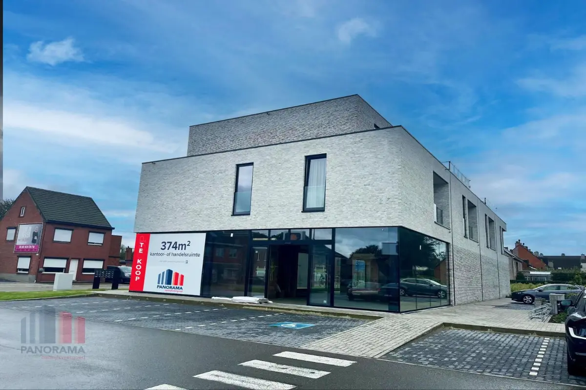 Handelszaak te  huur in Ham 3945 3417.00€  slaapkamers 374.00m² - Zoekertje 616699