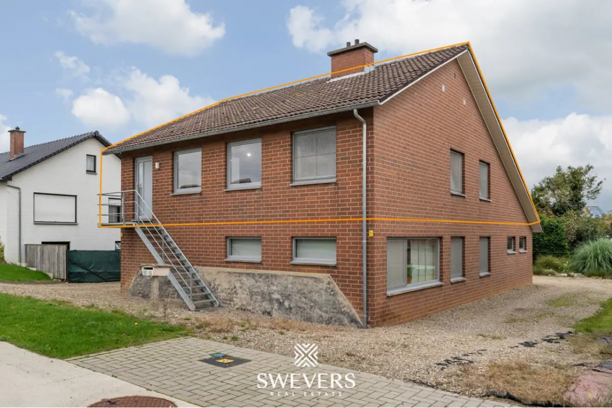 Appartement te  koop in Maaseik 3680 209000.00€ 2 slaapkamers 110.00m² - Zoekertje 619873