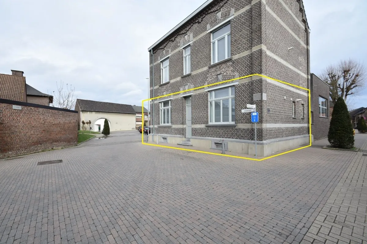 Benedenverdieping te  huur in Lanaken 3620 930.00€ 2 slaapkamers 101.00m² - Zoekertje 619225