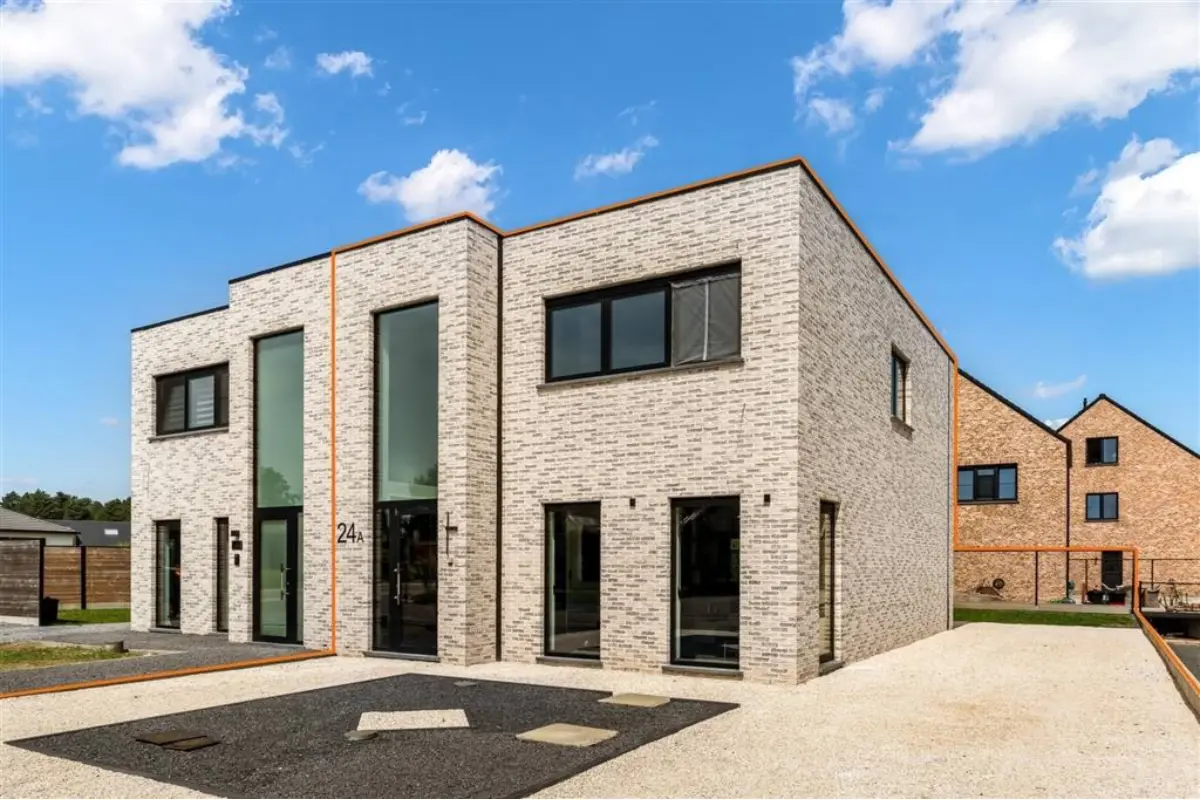 Huis te  koop in Beringen 3580 429000.00€ 3 slaapkamers 158.00m² - Zoekertje 618294