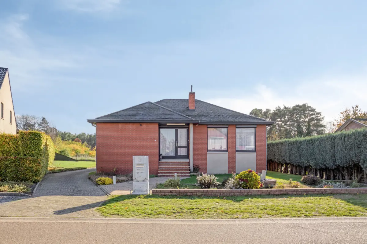 Huis te  koop in Zonhoven 3520 349000.00€ 4 slaapkamers 145.00m² - Zoekertje 620352