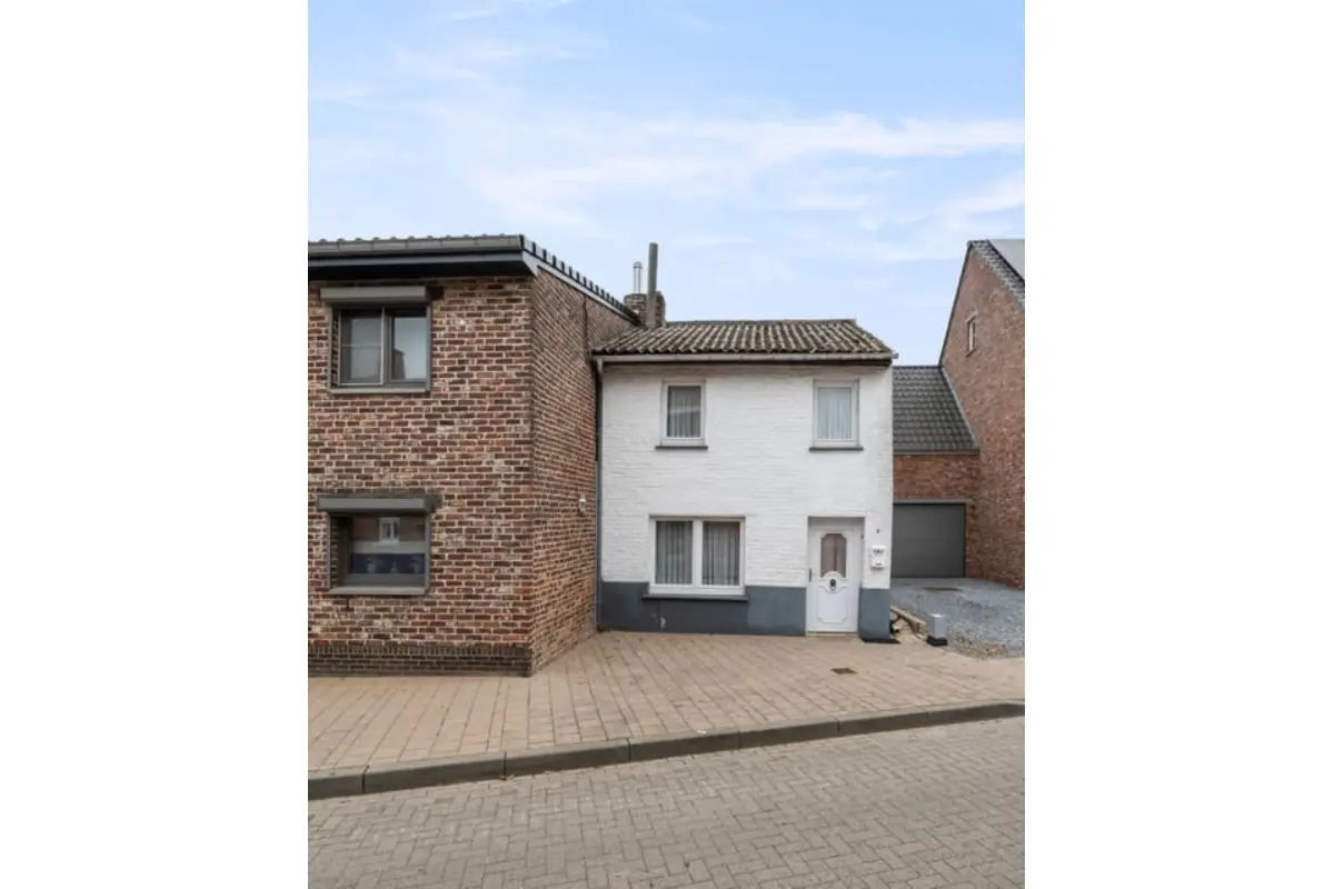 Huis te  koop in Heers 3870 105000.00€ 3 slaapkamers 181.00m² - Zoekertje 620581