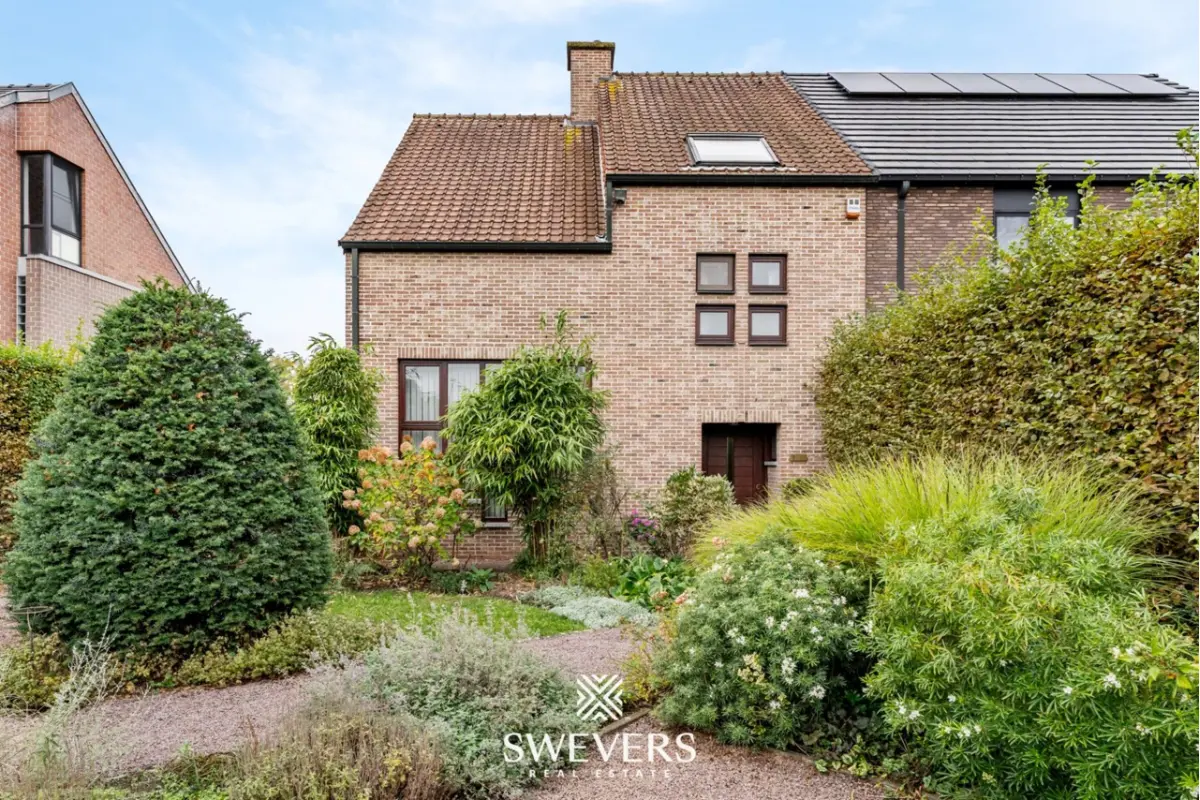 Huis te  koop in Hasselt 3500 425000.00€ 4 slaapkamers 296.00m² - Zoekertje 620782