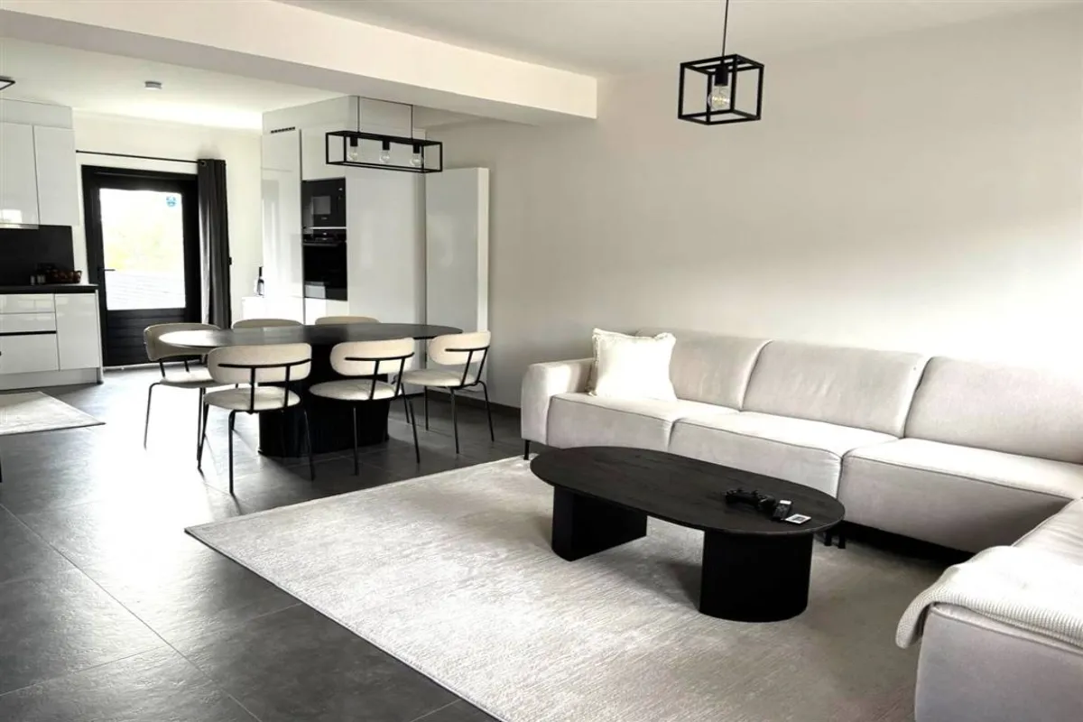 Appartement te  huur in Heusden-Zolder 3550 950.00€ 2 slaapkamers 108.00m² - Zoekertje 621470