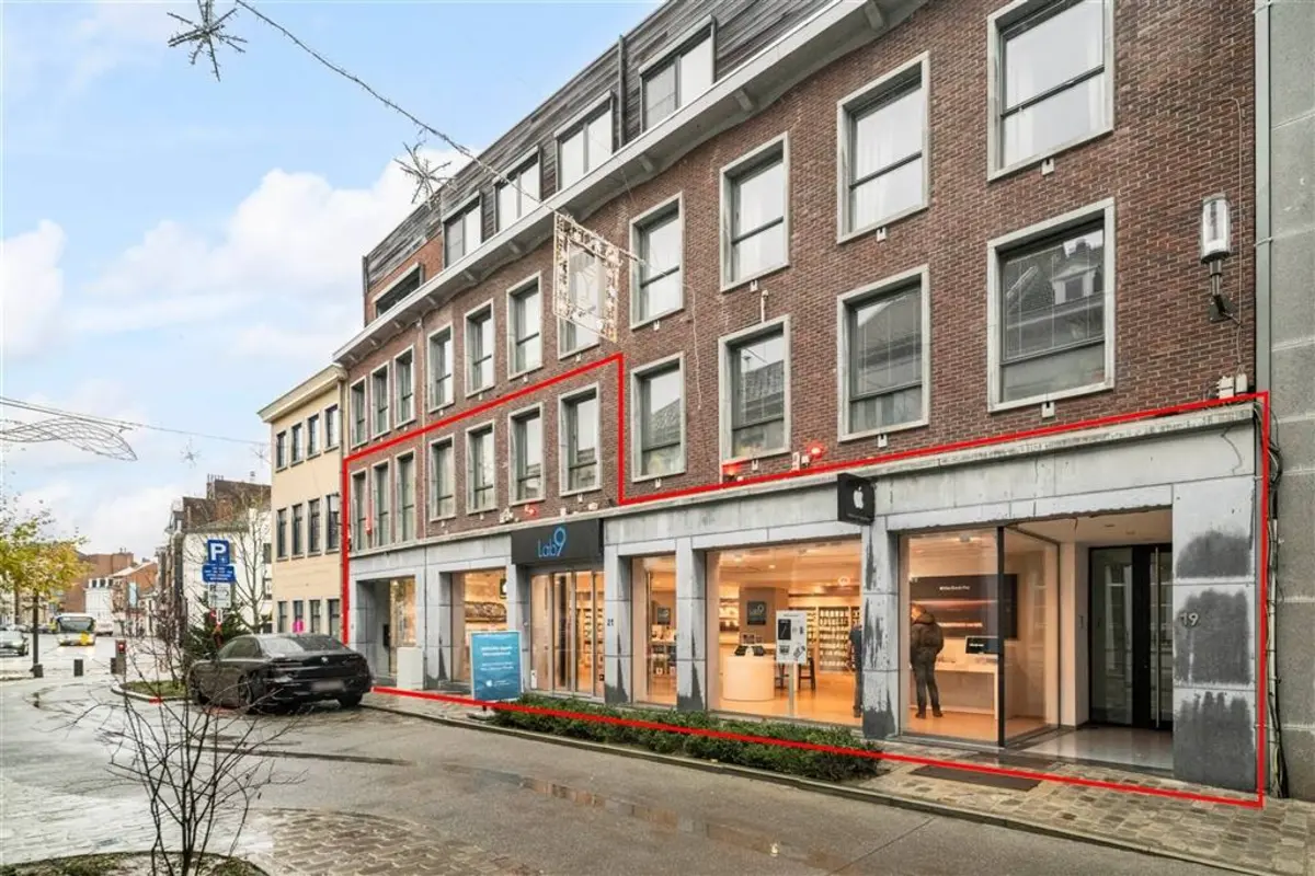 Handelszaak te  koop in Hasselt 3500 0.00€  slaapkamers 366.00m² - Zoekertje 621874