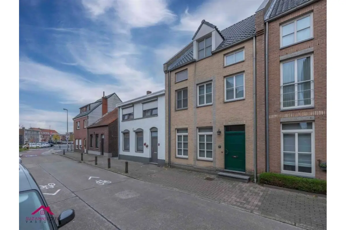 Huis te  koop in Bree 3960 395000.00€ 4 slaapkamers m² - Zoekertje 621453