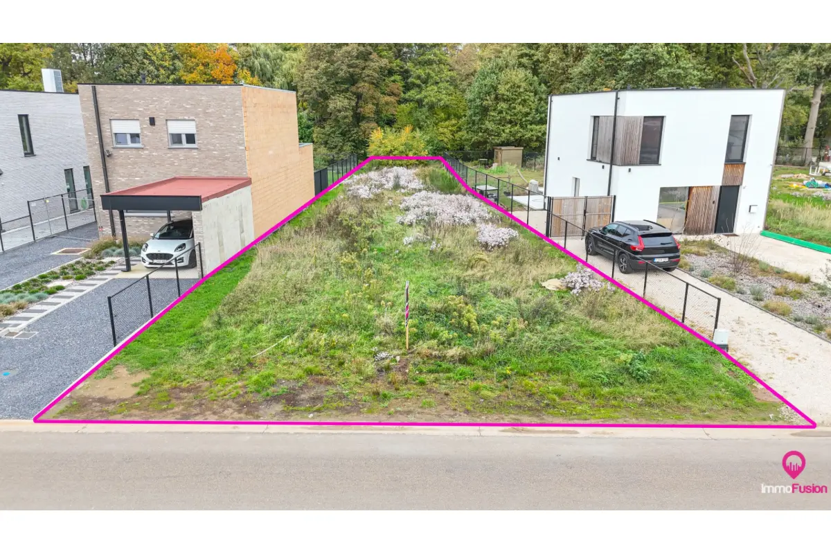 Grond te  koop in Heusden-Zolder 3550 134000.00€  slaapkamers m² - Zoekertje 622475